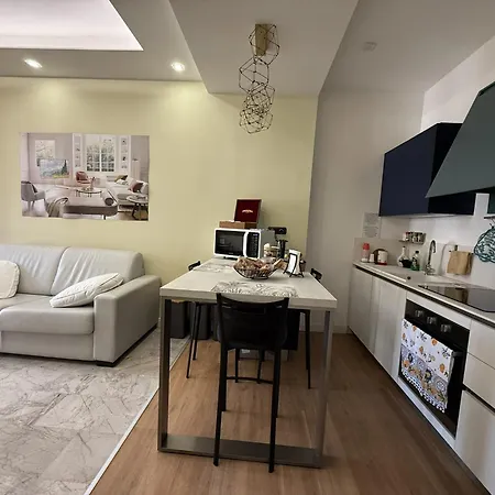 Frida Дом отдыха Сан-Джорджо-а-Кремано